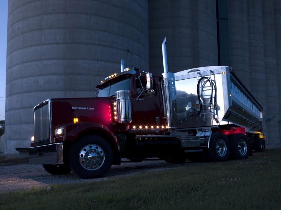  Western Star 4900 EX 2008 года  (фото 3 из 7)